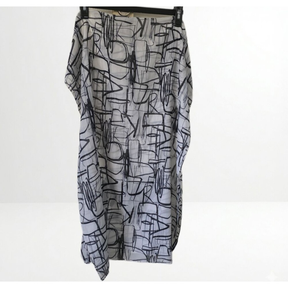 NWOT Karl Lagerfeld Paris Oversized Scarf Black White Graphic Scribble Print - Picture 2 of 3